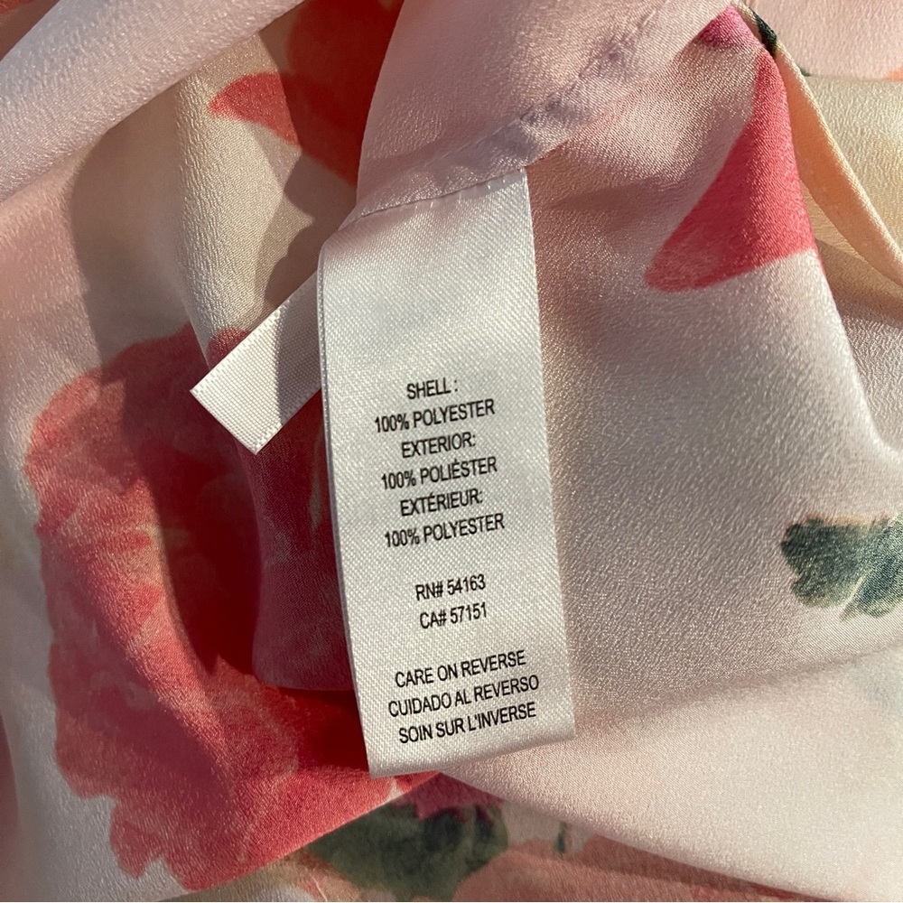 Calvin Klein Pink Floral Button Down Blouse Feminine Casual Workwear Weekendwear - Picture 8 of 8